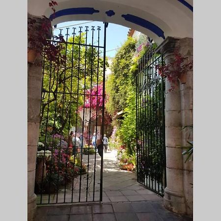 Apartamento San Pedro-Corredera Cordoba Dış mekan fotoğraf
